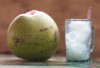4 Khasiat Luar Biasa Minum Air Kelapa Setiap Pagi
