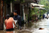 Ribuan Warga Karawang Jadi Korban Banjir, Sekolah dan Sawah Ikut Terendam