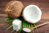3 Bahan Alami Pengganti Sampo untuk Merawat Rambut