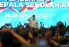 Sekolah Rakyat Melebihi Ekspektasi, Prabowo Memberi Hormat
