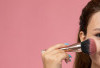  Mengenal Blush Stacking, Tren Makeup yang Hits di Kalangan Selebriti 